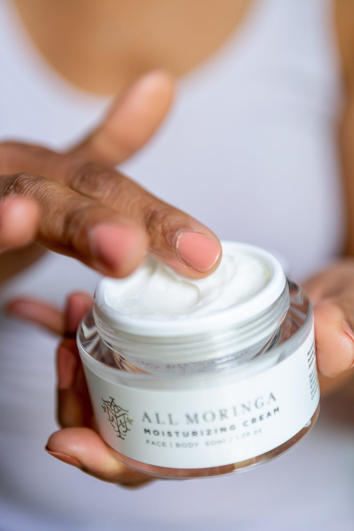 A Unique Moringa Moisturizing Face Cream for Hydrated & Glowing Skin